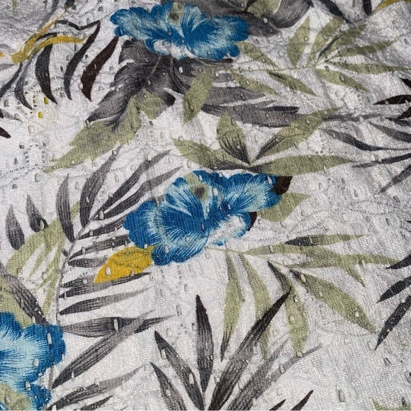 SHOW ME YOUR MUMU CHER TROPICAL FLORAL LONG SLEEVE LACE TOP & LACE MINISKIRT SET - Picture 6 of 11